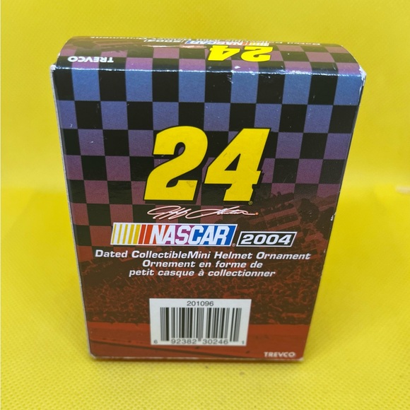 Jeff Gordon #24 NASCAR 2004 Dated Collectible Mini Helmet Ornament - Picture 2 of 2